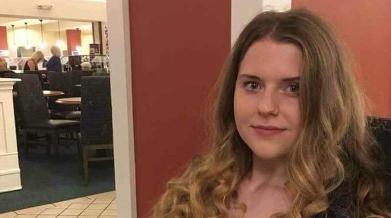 Пропавшая Софи Смит: £5000 за помощь в поисках 01012018 В мире: Пропавшая Софи Смит: £5000 за помощь в поисках